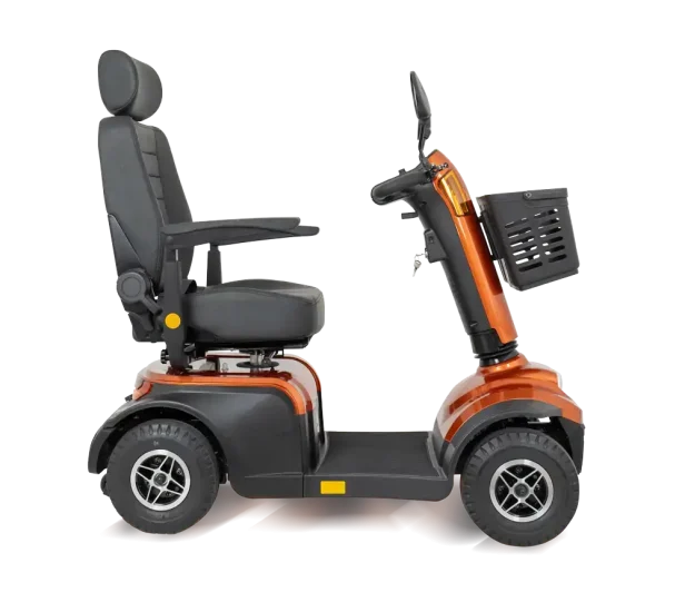 Savvy 8 side view